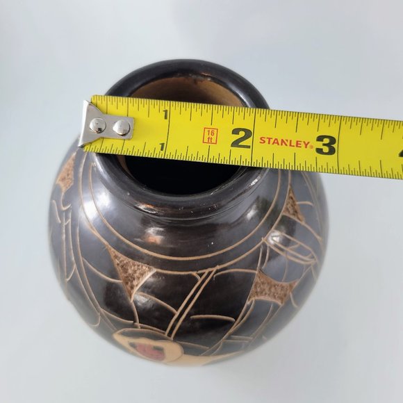 Vase Monkey Etched Pottery Signed Brown Animal Primate Home Decor Flowers Read - Picture 13 of 13